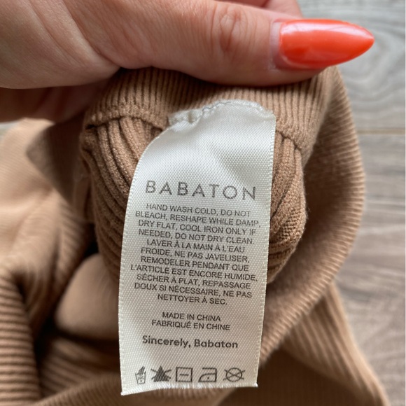 Aritzia Babaton Distill Legging camel/ tan | rubbed knit | split hem - Picture 9 of 14